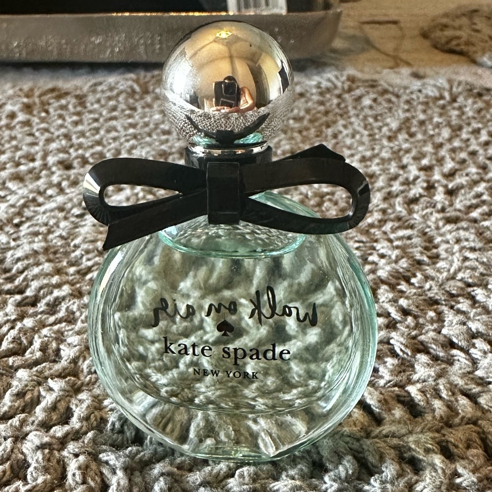 Kate Spade walking on air perfume
